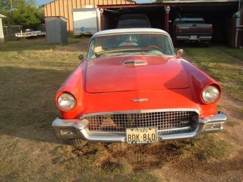 1957 Ford Thunderbird