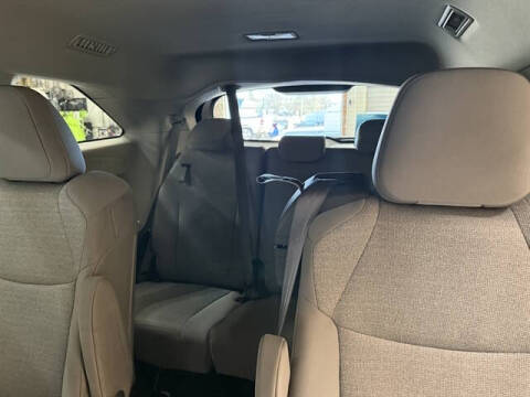 2024 Toyota Sienna LE 8-Passenger