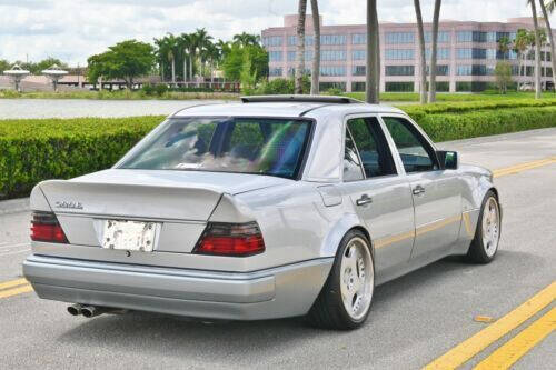 1992 Mercedes-Benz 500-Class