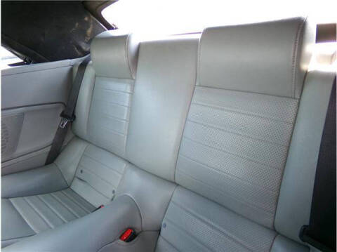 2005 Ford Mustang