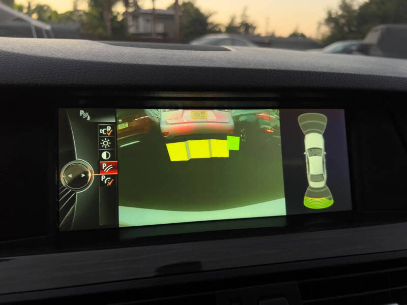 2013 BMW 5 Series 528i