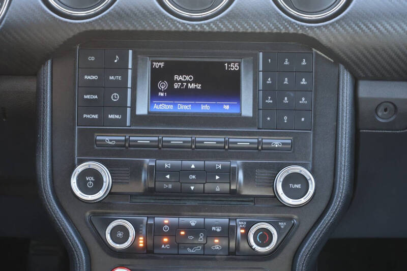 2015 Ford Mustang V6