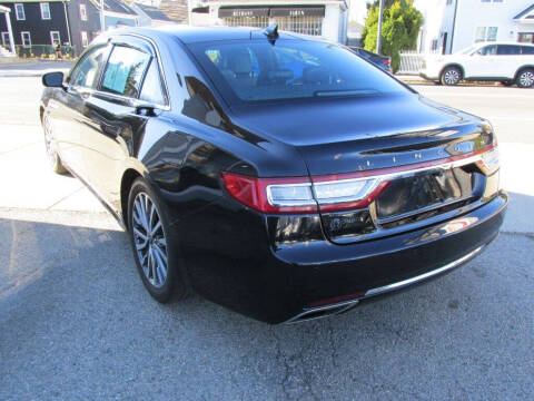 2018 Lincoln Continental Select