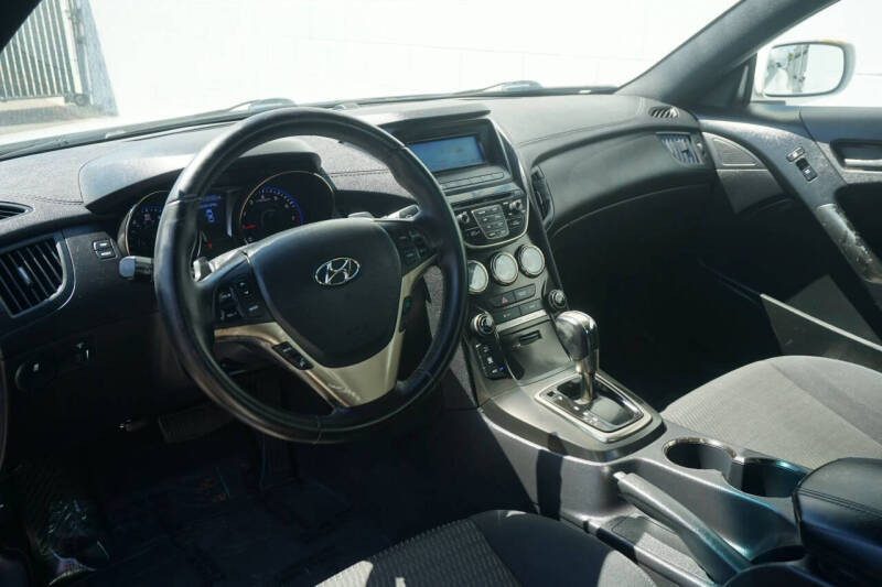 2013 Hyundai Genesis Coupe