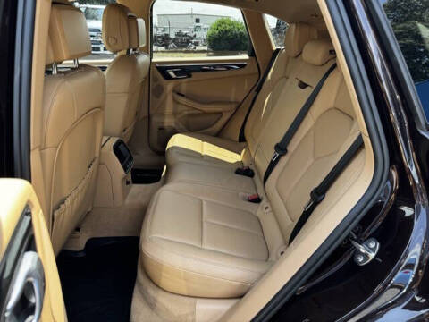 2015 Porsche Macan S