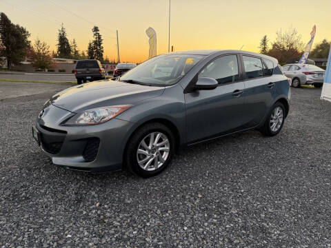 2013 Mazda MAZDA3 i Touring