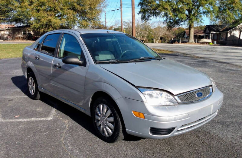 2007 Ford Focus for sale at DealMakers Auto Sales in Lithia Springs GA