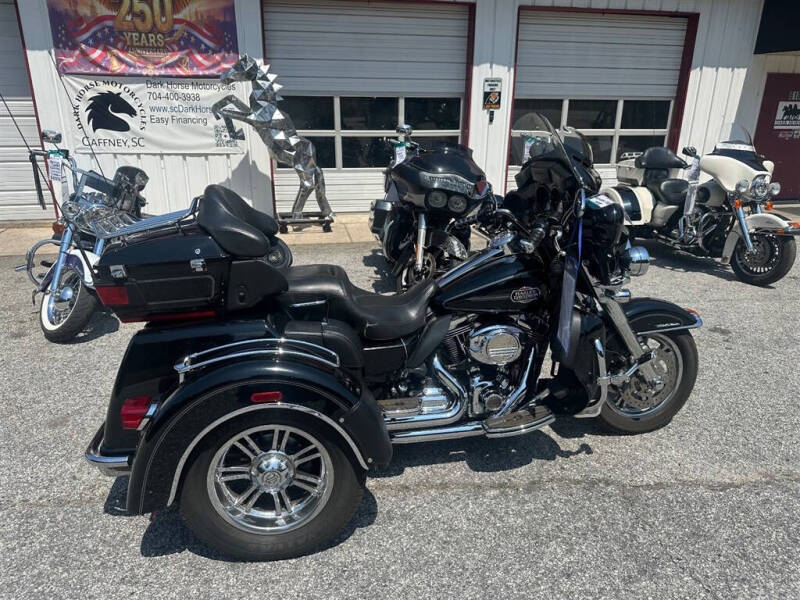 2011 Harley-Davidson FLHTCUTG -