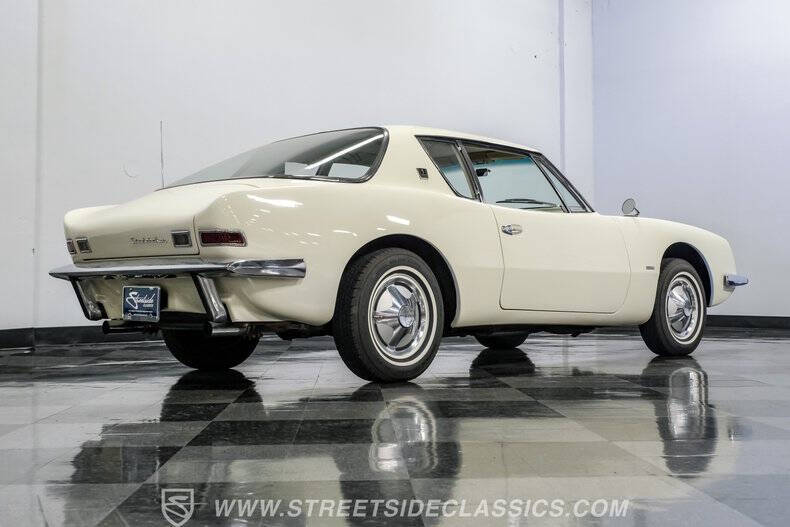 1963 Studebaker Avanti