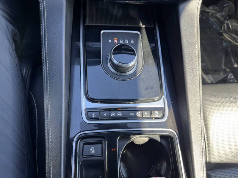 2018 Jaguar F-PACE S