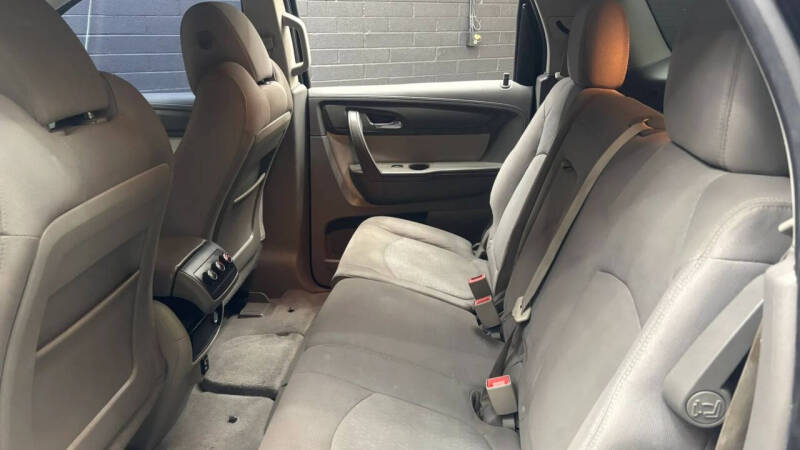 2016 GMC Acadia SLE-1