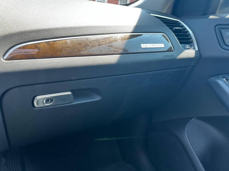 2013 Audi Q5 2.0T quattro Premium