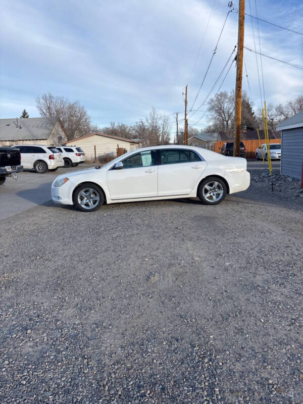 2010 Chevrolet Malibu 1LT photo 3