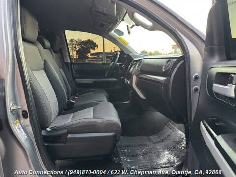 2015 Toyota Tundra SR5