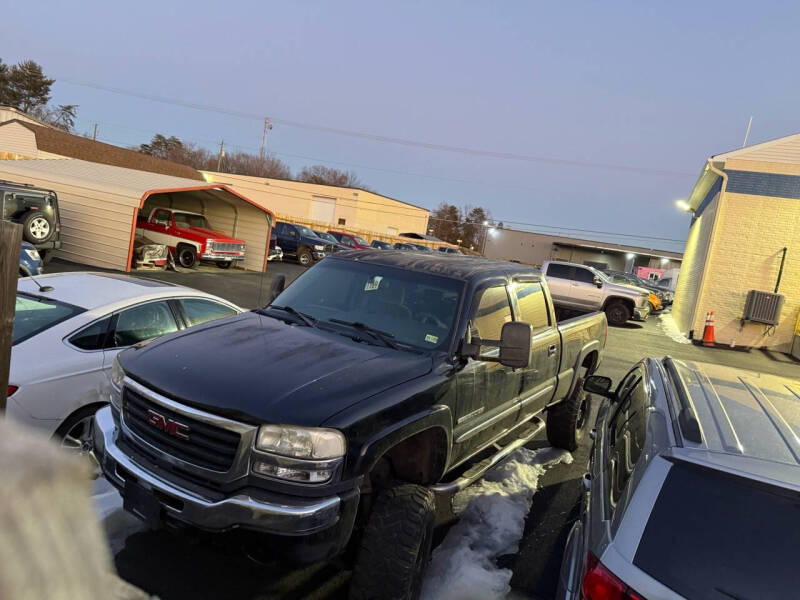 2003 GMC Sierra 2500HD for sale at Superior Wholesalers Inc. in Fredericksburg VA