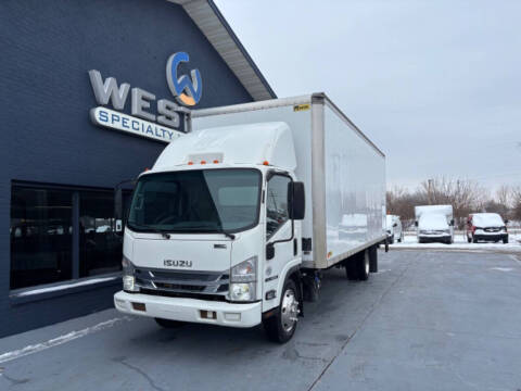 2018 Isuzu NRR 24FT Box Truck