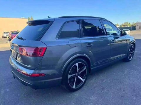 2019 Audi Q7 quattro SE Premium Plus 55 TFSI