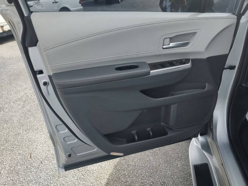 2022 Toyota Sienna XLE 7-Passenger