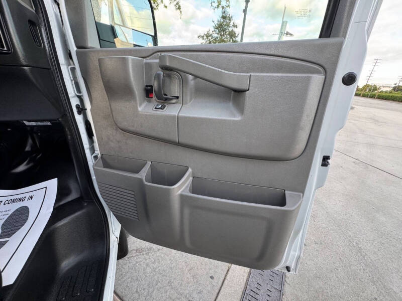2019 Chevrolet Express 3500