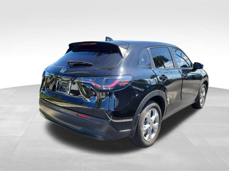 2023 Honda HR-V LX