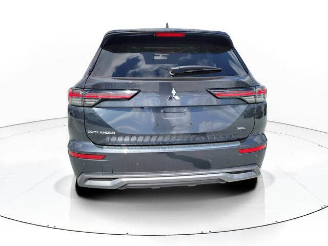 2026 Mitsubishi Outlander SEL