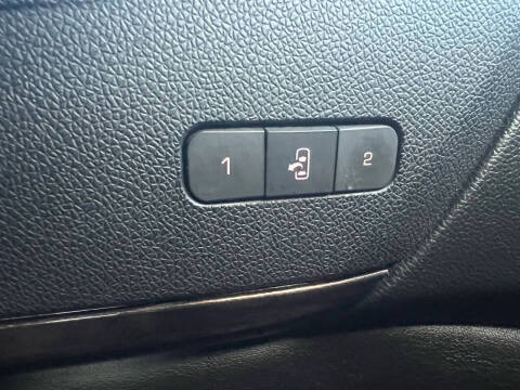 2016 GMC Acadia Denali