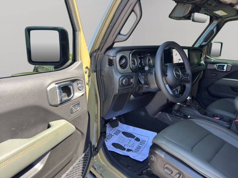 2025 Jeep Gladiator Mojave