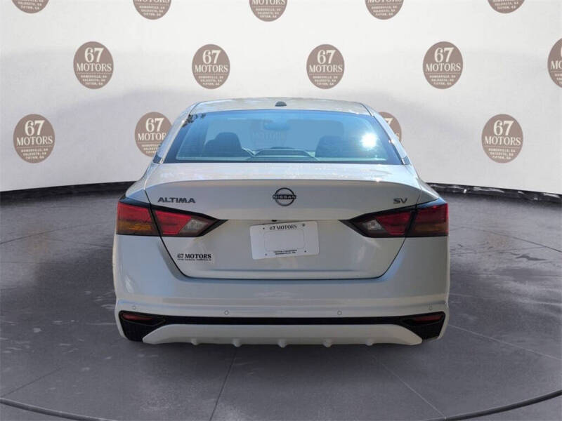 2023 Nissan Altima 2.5 SV
