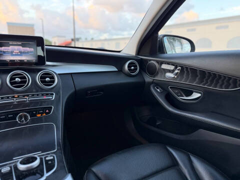 2017 Mercedes-Benz C-Class C 300