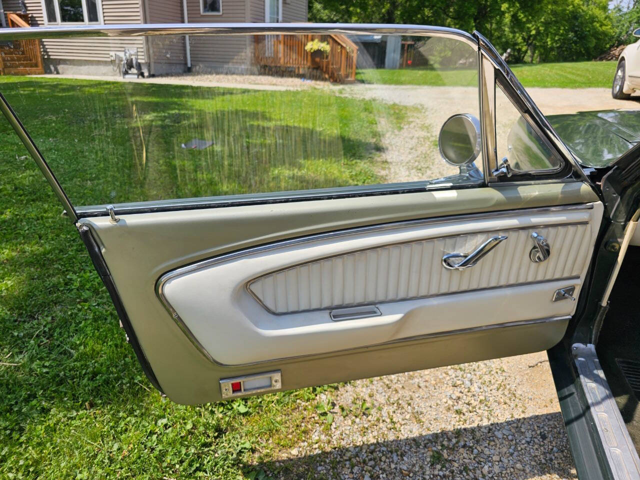 1965 Ford Mustang 110