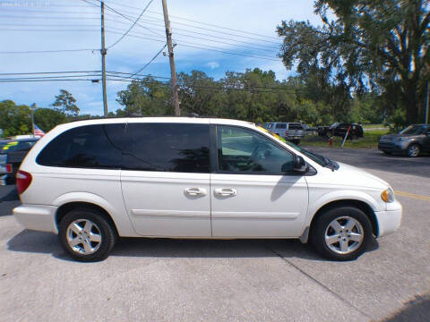 2005 Dodge Grand Caravan SXT