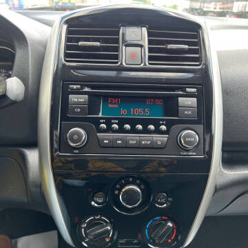 2015 Nissan Versa Note SV