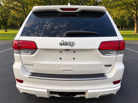2017 Jeep Grand Cherokee Summit