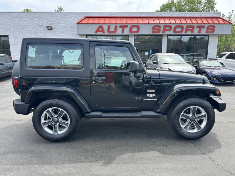 2012 Jeep Wrangler Sahara