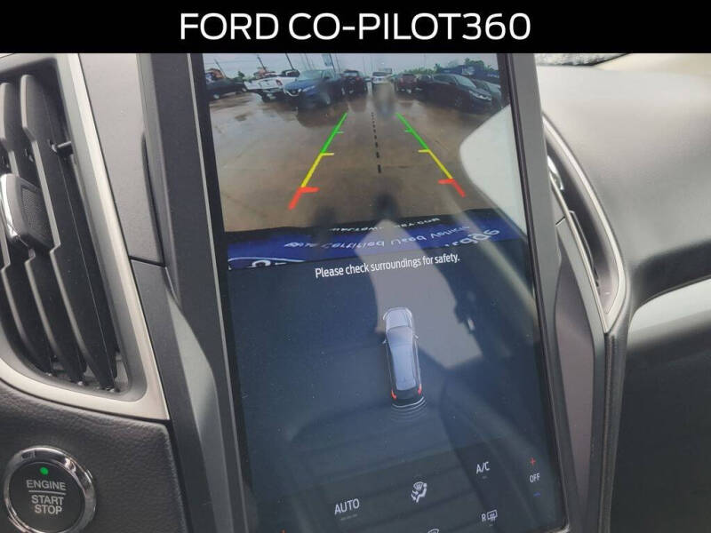 2021 Ford Edge SE