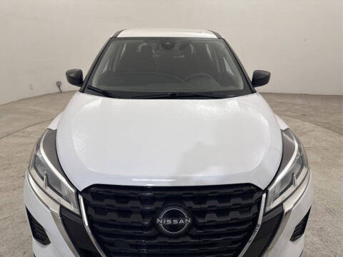 2022 Nissan Kicks S