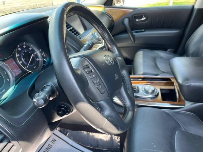 2012 Infiniti QX56