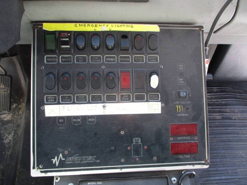 2000 Freightliner FL60