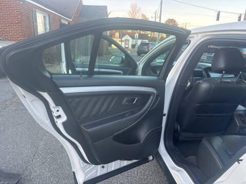 2015 Ford Taurus SEL