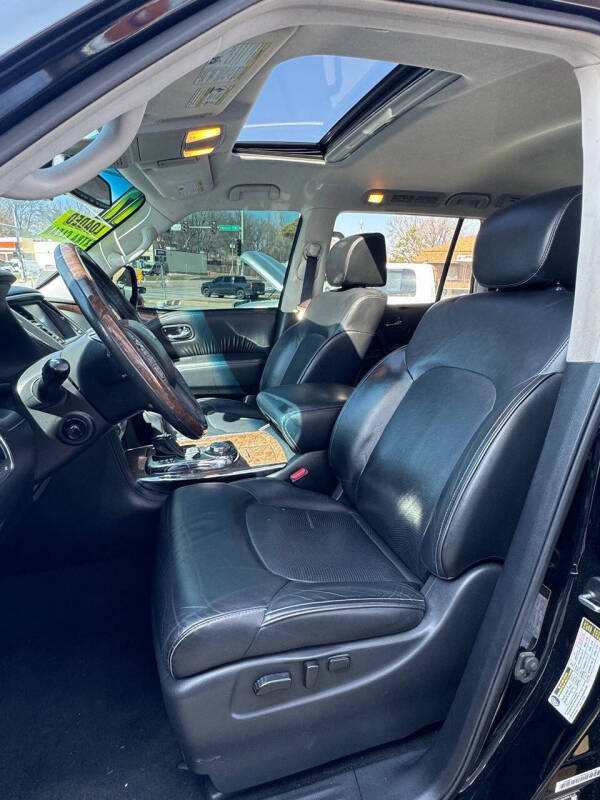 2017 Infiniti QX80