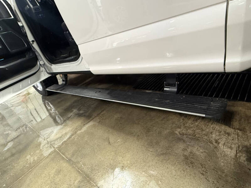 2017 Ford F-150 Platinum