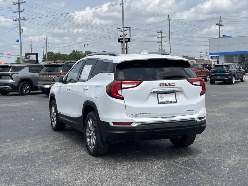 2023 GMC Terrain SLT