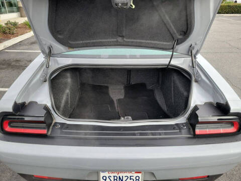 2022 Dodge Challenger