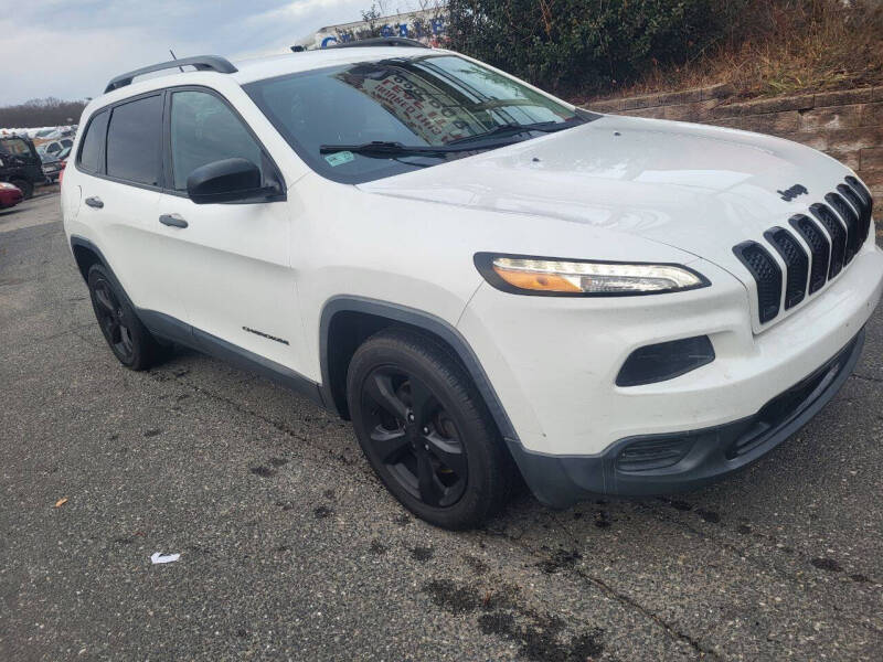 2017 Jeep Cherokee Sport