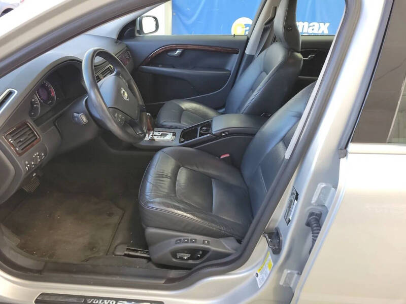 2010 Volvo V70