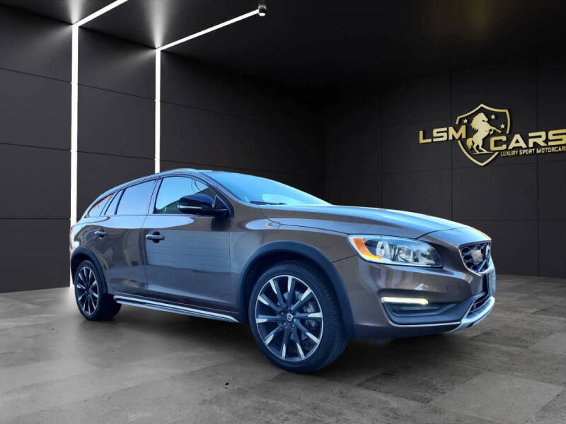 2017 Volvo V60 Cross Country T5 Premier