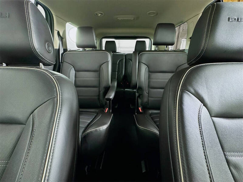 2019 GMC Acadia Denali