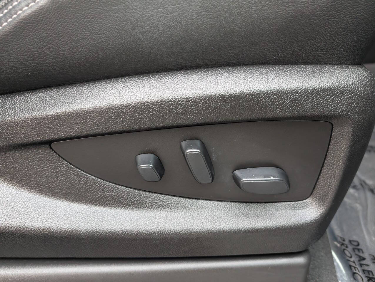 used 2020 GMC Yukon car, priced at $39,599