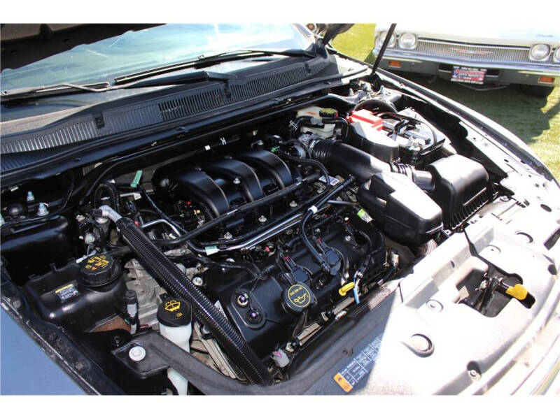 2014 Ford Taurus SE