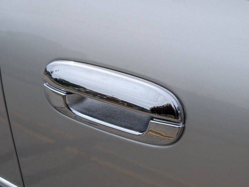 2005 Cadillac DeVille